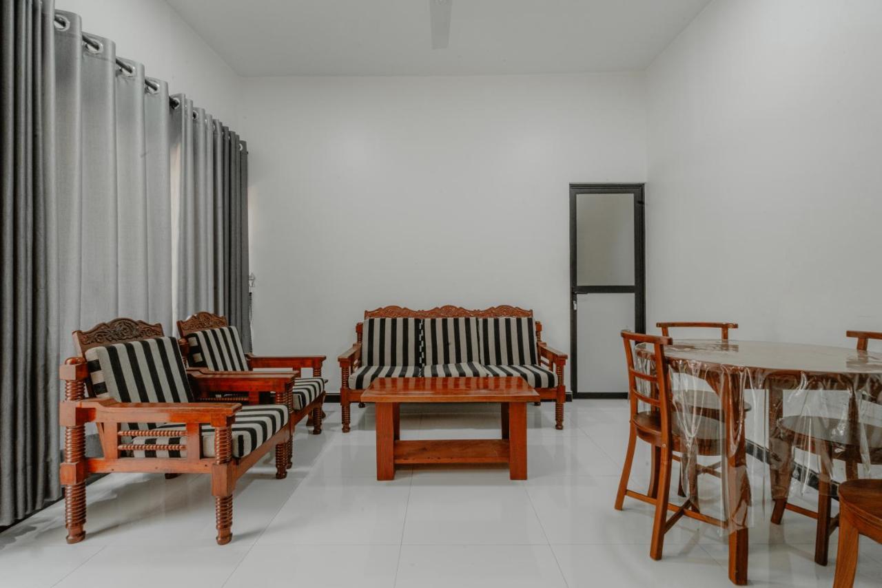 Sri Construction Circuit Bungalow バッティカロア エクステリア 写真